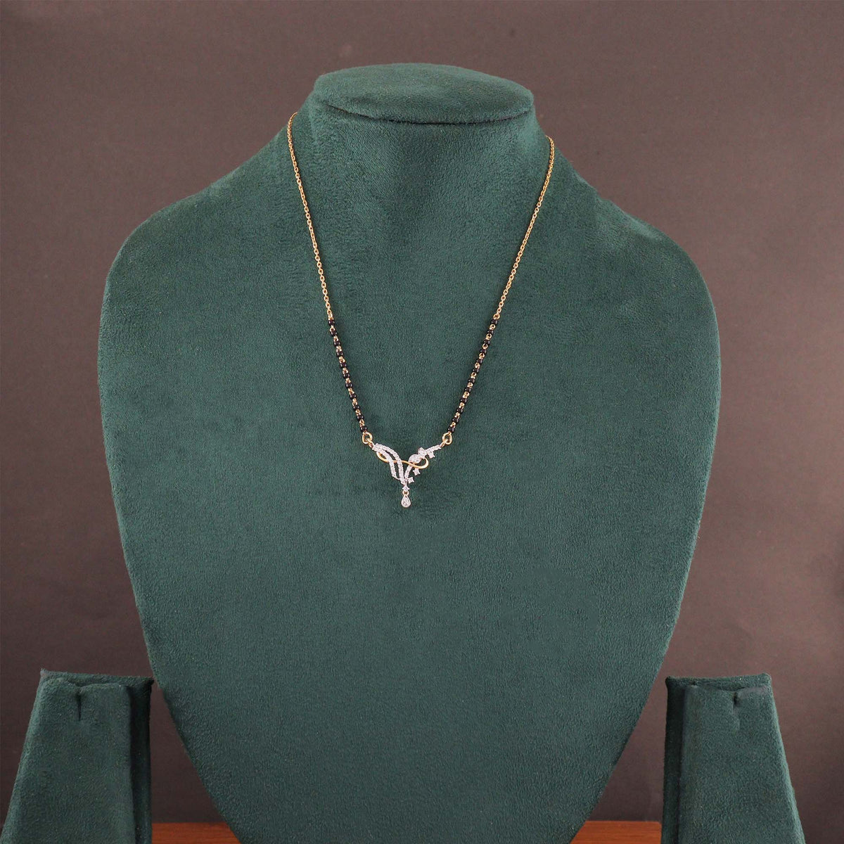 Curved Grace Diamond Mangalsutra
