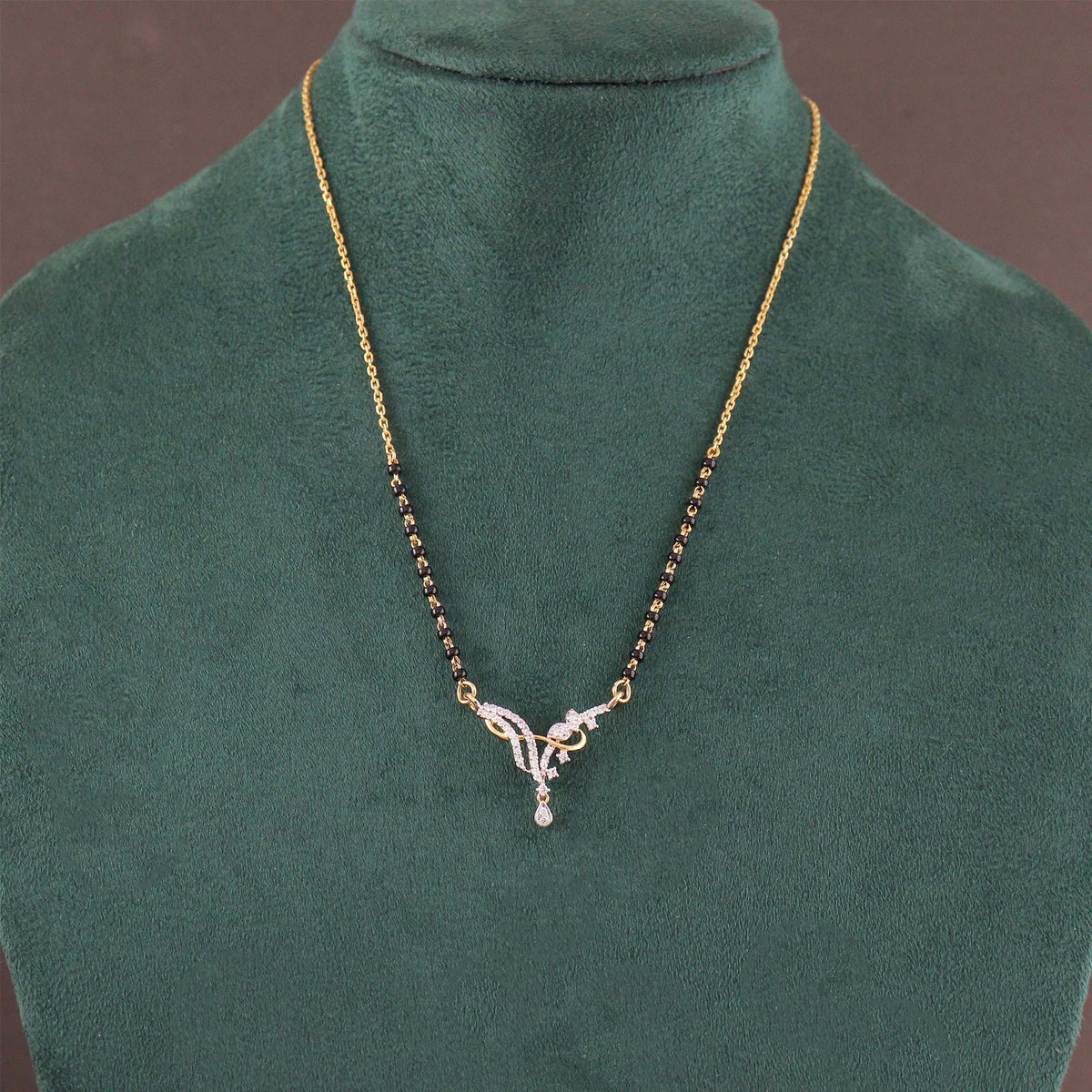 Curved Grace Diamond Mangalsutra