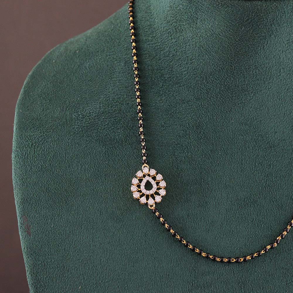 Petite Bloom Diamond Mangalsutra