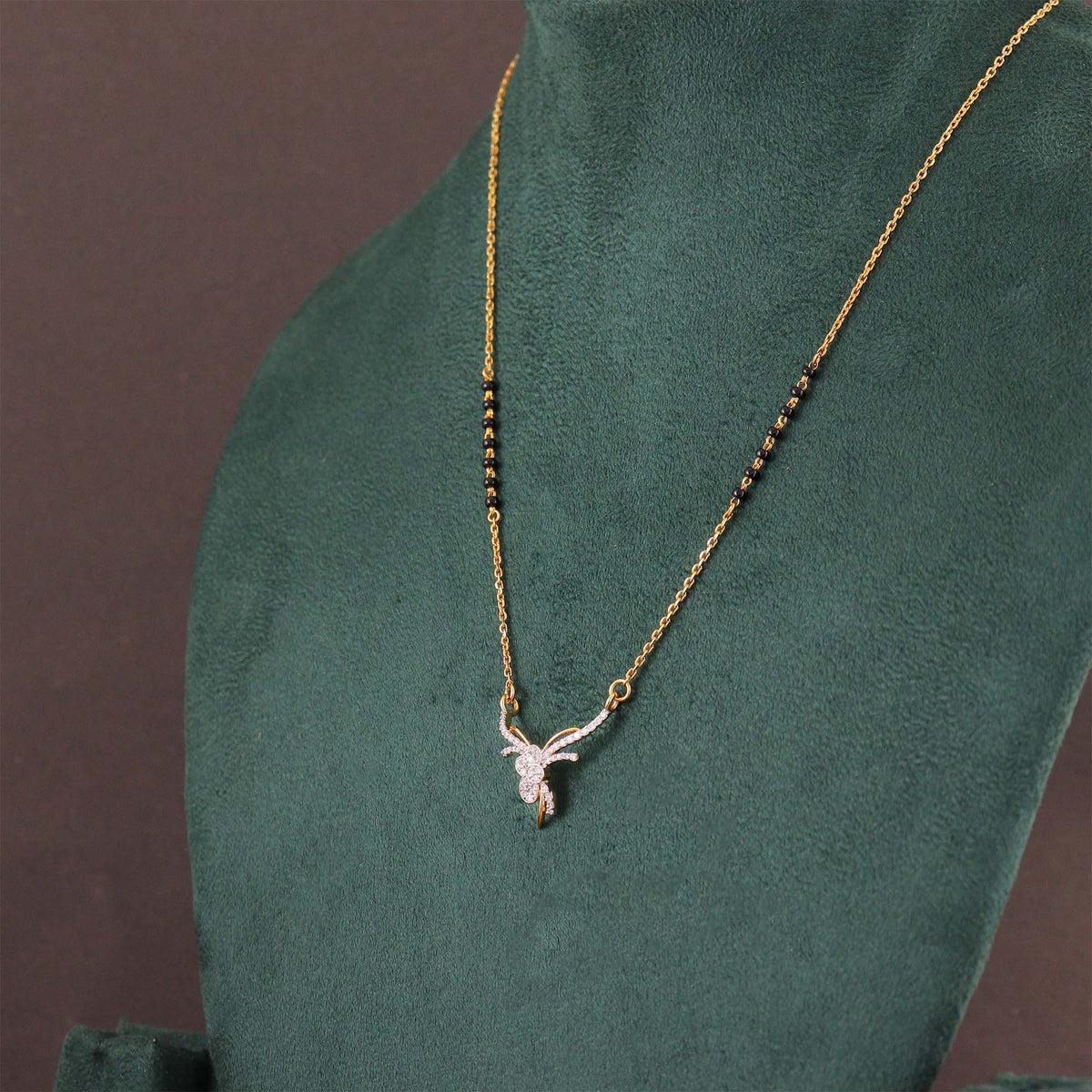 Petite Wing Diamond Mangalsutra