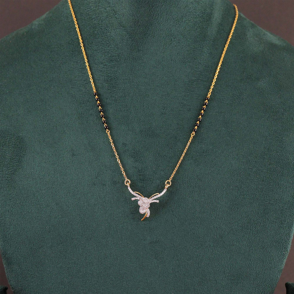 Petite Wing Diamond Mangalsutra