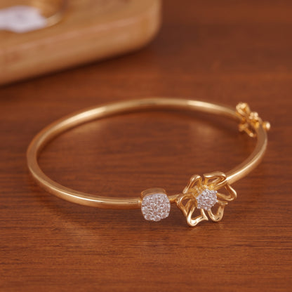 Ribbon Bloom Diamond Bangle